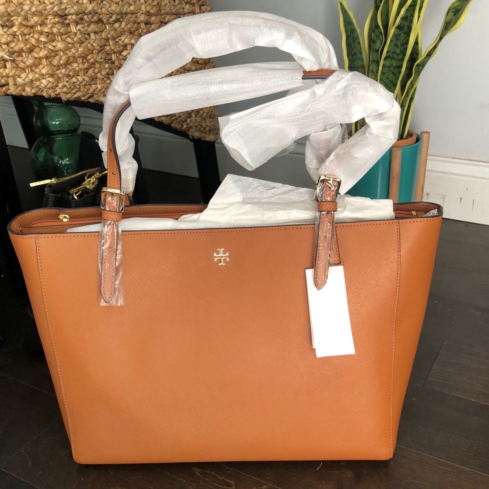Tory Burch Robinson Tote NWT